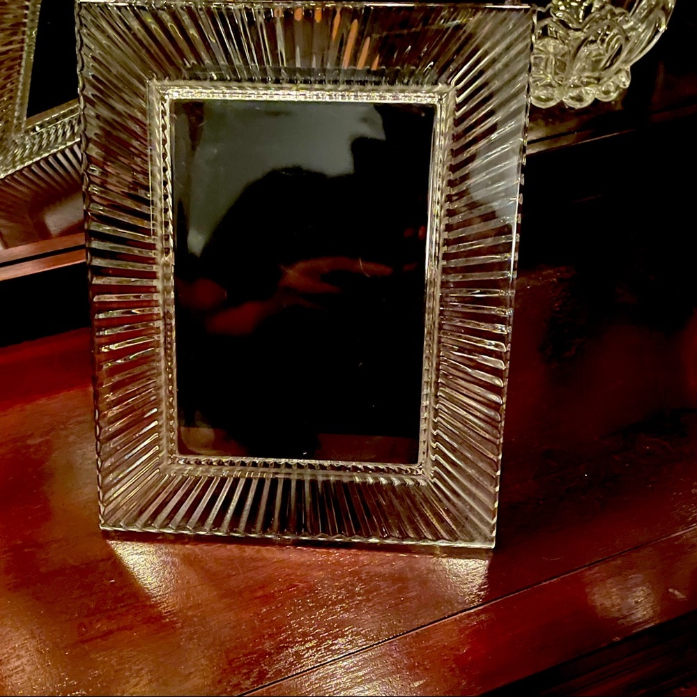 Waterford Crystal Somerset 5 x 7 frame. Gorgeous and Mint Condition
